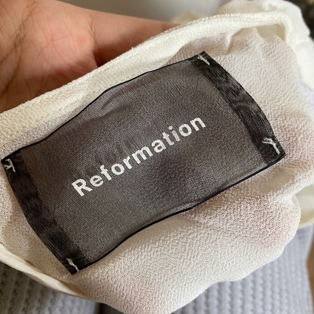 ❌SOLD❌Reformation Top - Picture 2 of 4